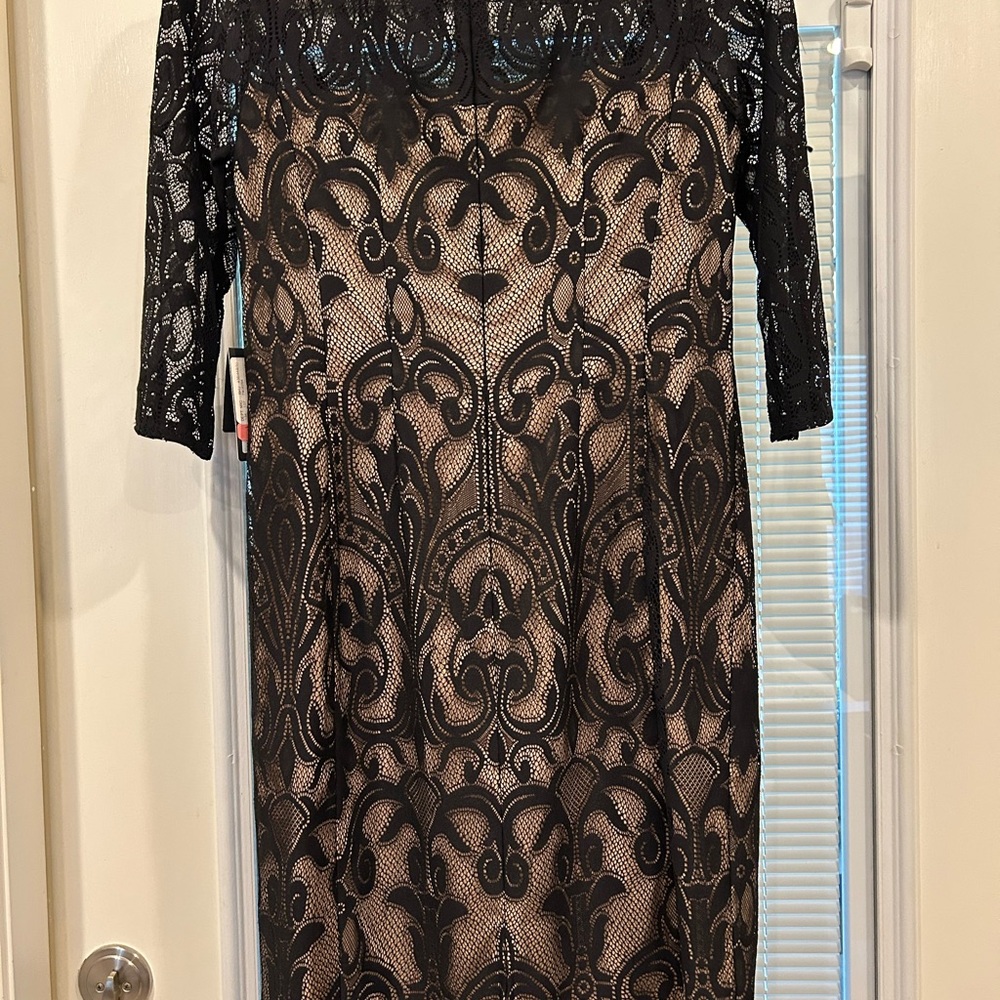Adrianna Papell Black Sheath Dress 3/4 Sleeve Crew Neck